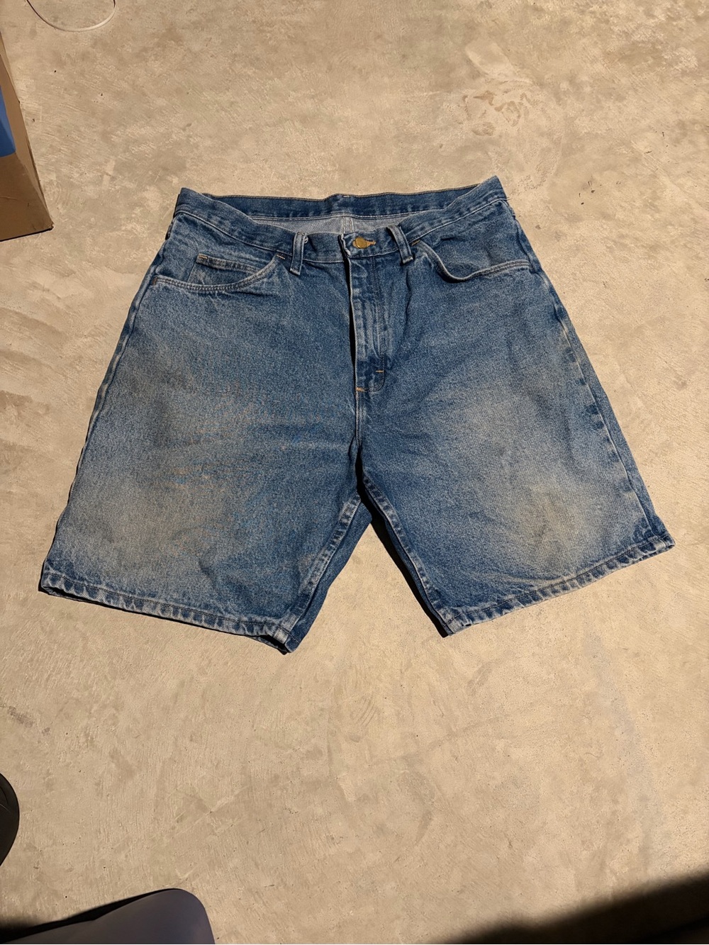 Wrangler Vintage-Style Blue Denim Shorts